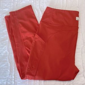 EUC Vuori capri leggings